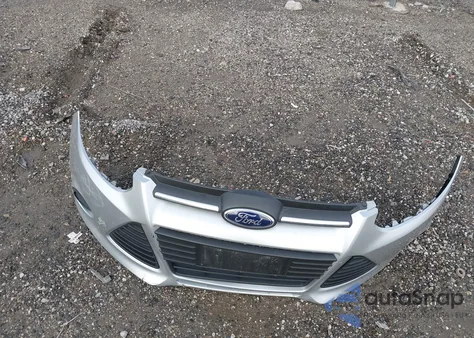 2013 Ford Focus Se z USA, uszkodzony, nr VIN 1FADP3F21DL261073